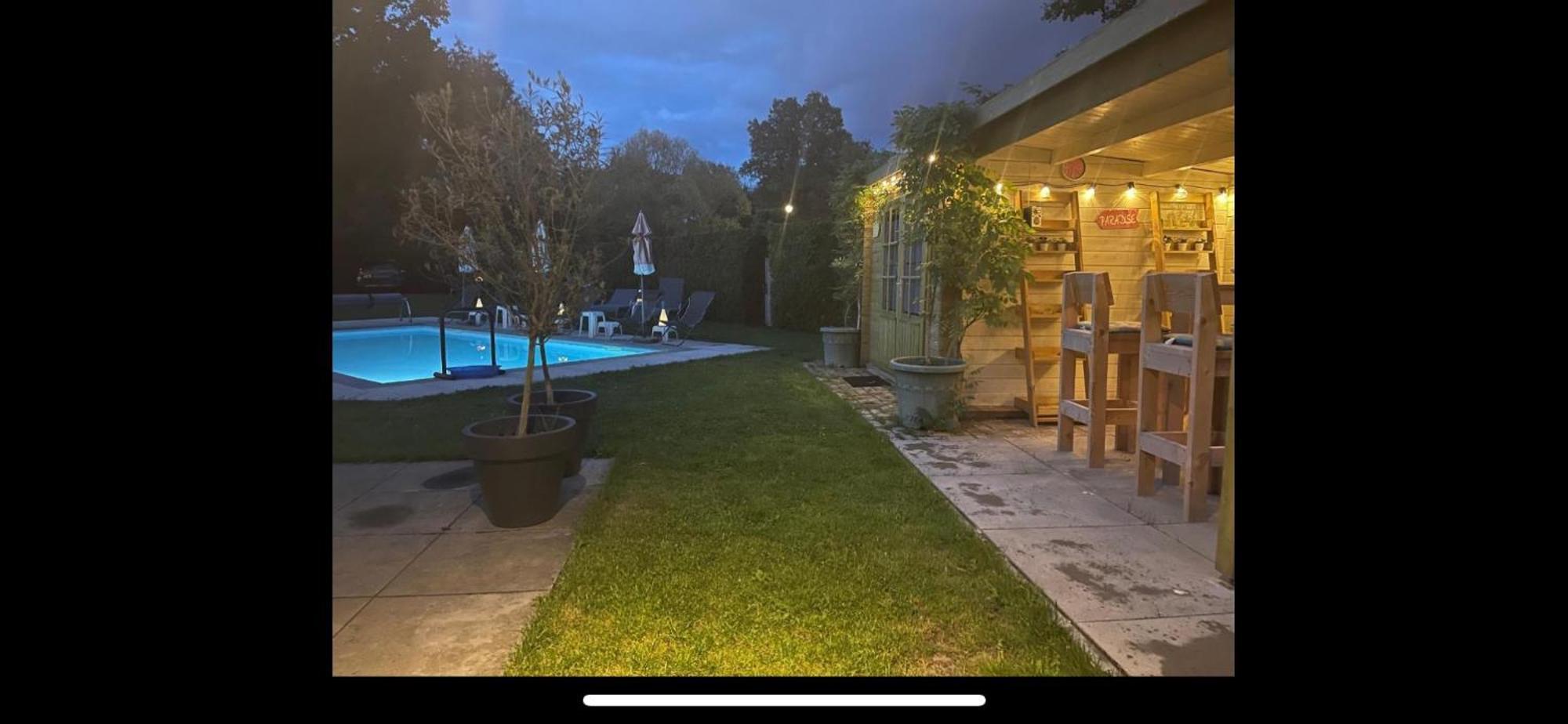 B&B Maison Saint Tropez Эйндховен Экстерьер фото