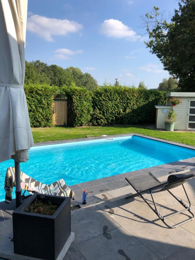 B&B Maison Saint Tropez Эйндховен Экстерьер фото